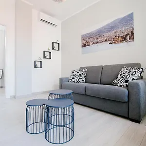 https://bright-home-by-house-of-travelers.it-lombardy.com