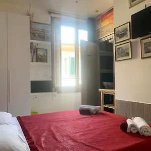 2* Casa de hóspedes Biffi Simone