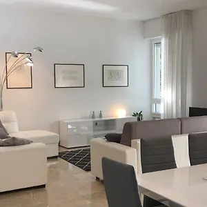 https://riverview-city-apartment.hotelinveneto.com